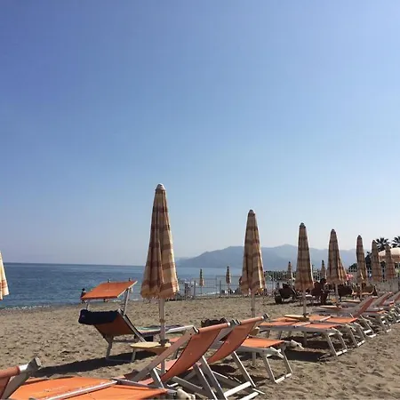 Apartmán Beach Sole & Mare *